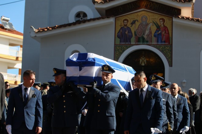 Σπαραγμός στην κηδεία του Μάριου - Μιχαήλ Τουρούτσικα