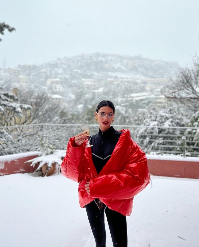 Ηλιάνα Παπαγεωργίου: Γιόρτασε τα γενέθλιά της στη χιονισμένη Πεντέλη!