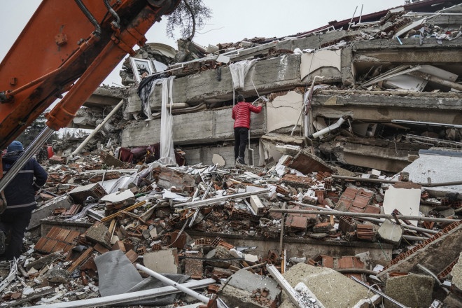 Ο σεισμός στα σύνορα Τουρκίας και Συρίας ήταν ο πιο φονικός από το 1999 - AP