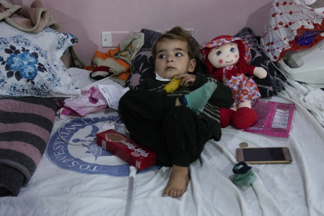 Περίπου 282 παιδιά που διασώθηκαν δεν έχουν βρει ακόμα τους δικούς τους ανθρώπους - AP