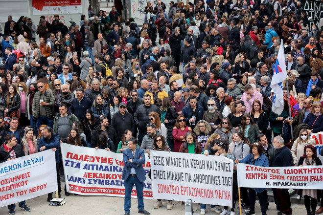Διαμαρτυρία στο Ηράκλειο Κρήτης για την τραγωδία των Τεμπών- Eurokinissi Ραπάνης Στέφανος