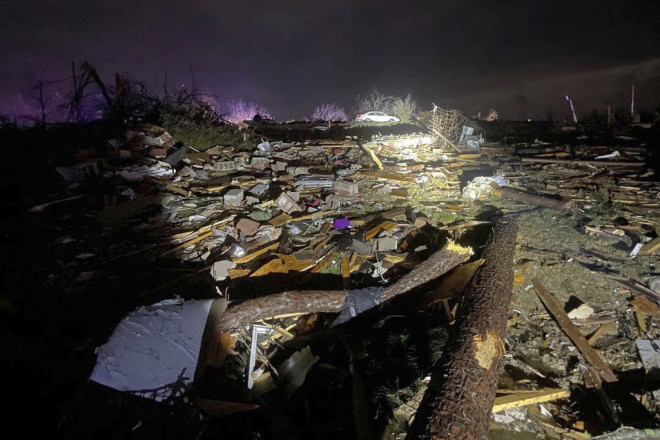 ΗΠΑ: Μεγάλες καταστροφές από ανεμοστρόβιλο (Adamsville Police Department via AP)