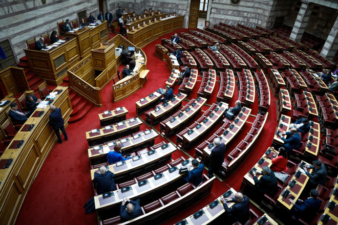Aναμένεται σφοδρή αντιπαράθεση σήμερα στη Βουλή για την τροπολογία που βάζει μπλόκο στην κάθοδο του κόμματος Κασιδιάρη στις εκλογές - Eurokinissi