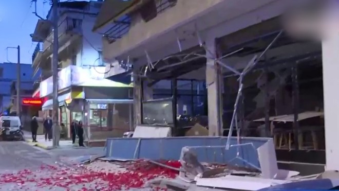 'Έκρηξη σε καφετέρια στο Νέο Ηράκλειο