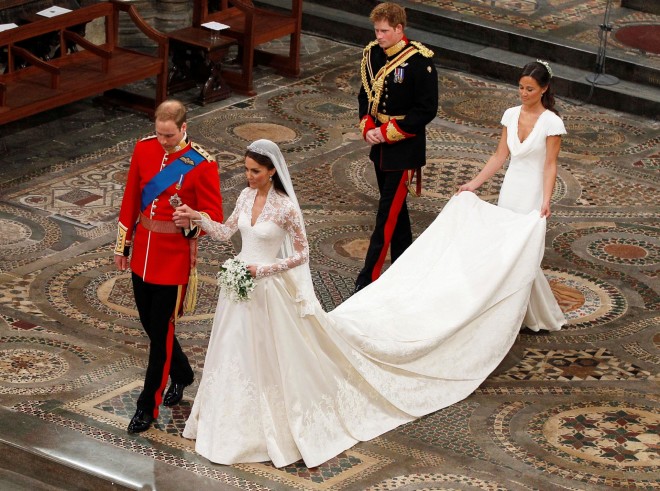 Πρίγκιπας Γουίλιαμ & Κέιτ Μίντλετον στον γάμο τους με παράνυφους την Πίπα Μίντλετον και τον πρίγκιπα Χάρι 