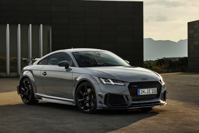 To Audi TT RS Coupé iconic edition4