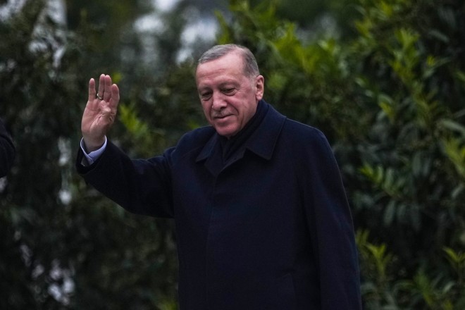Για άλλα πέντε χρόνια ο Ρετζέπ Ταγίπ Ερντογάν εξελέγη πρόεδρος της Τουρκίας - AP