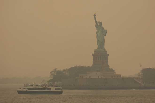 ΗΠΑ: Νέφος καπνού από τις φωτιές στον Καναδά «πνίγει» τη Νέα Υόρκη