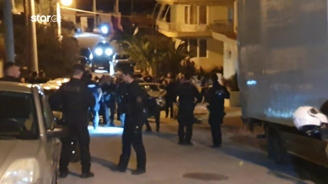 H αστυνομία εντόπισε 40 κάλυκες καλάσνικοφ στο σημείο της εκτέλεσης του «Ράμπο» και του «Νιόνιου» στον Κορυδαλλό