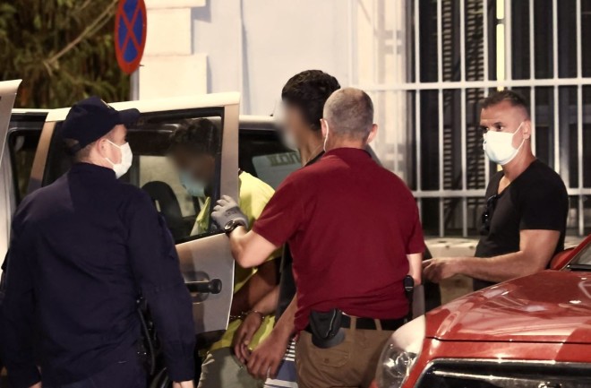 Εννέα συλλήψεις για το ναυάγιο στα ανοιχτά της Πύλου