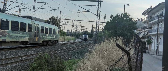 Λάρισα: Τι συνέβη με τα δύο τρένα που κινούνταν στην ίδια γραμμή