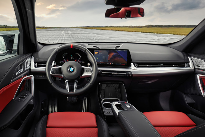 Το εσωτερικό της BMW X1 M35i xDrive 