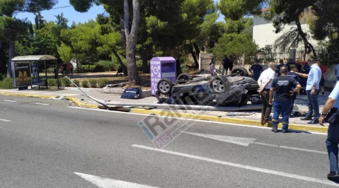 Τραγωδία στη Λ. Μαραθώνος με έναν νεκρό - 88χρονη οδηγός εμβόλισε 2 οχήματα