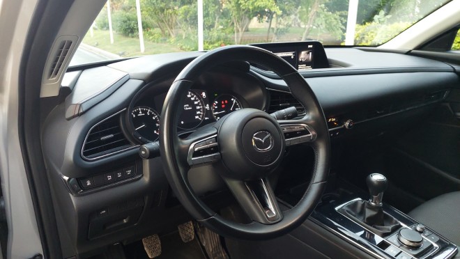 Το εσωτερικό του νέου Mazda CX-30 e-Skyactiv X 186PS