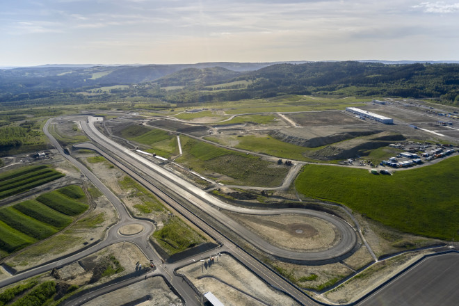 Το νέο κέντρο δοκιμών της BMW στην Τσεχία 