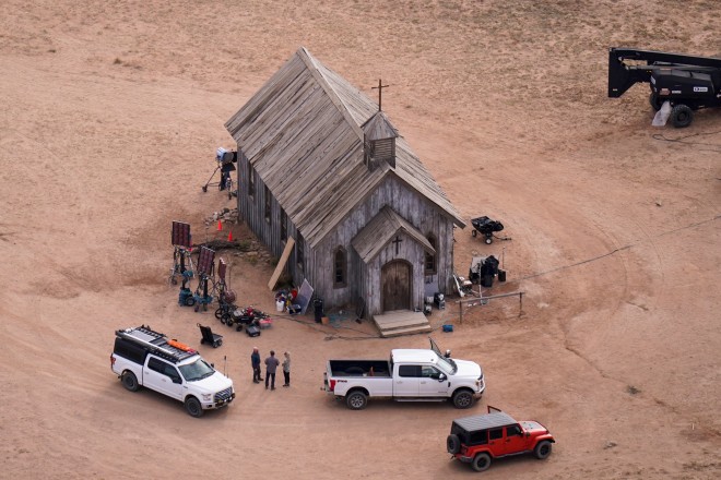 To εκκλησάκι όπου συνέβη το μοιραίο ατύχημα στα γυρίσματα της ταινίας Rust