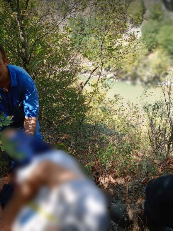 Από θαύμα σώθηκε ένας 67χρονος άνδρας ο οποίος το πρωί της Δευτέρας δέχθηκε επίθεση από αρκούδα σε δάσος στην Άρτα.