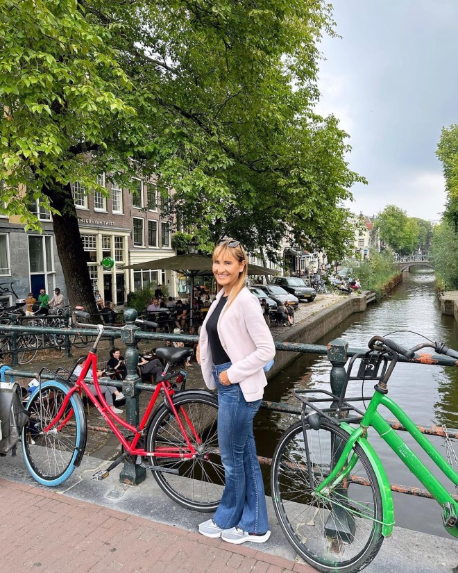 Μάρα Ζαχαρέα: Το album των διακοπών της από το ταξίδι στο Άμστερνταμ
