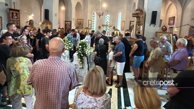 Πλήθος κόσμου πήγε στον Ιερό Ναό Ευαγγελιστρίας για να αποχαιρετήσει τον 36χρονο Αντώνη - cretapost.gr