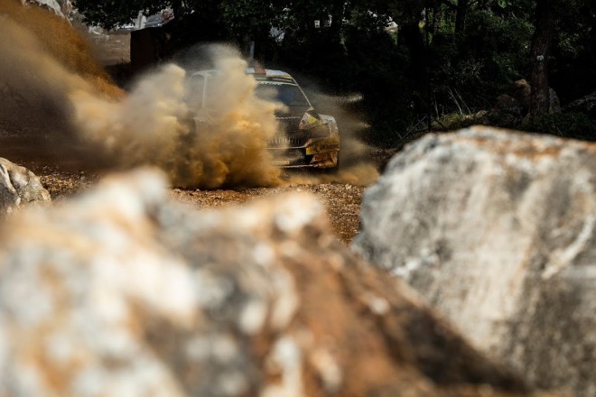 Ράλλυ Ακρόπολις: Ο Thierry Neuville στην κορυφή μετά την πρώτη ημέρα