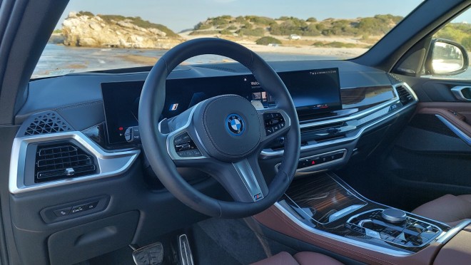 Το εσωτερικό της νέας BMW X5 xDrive50e    