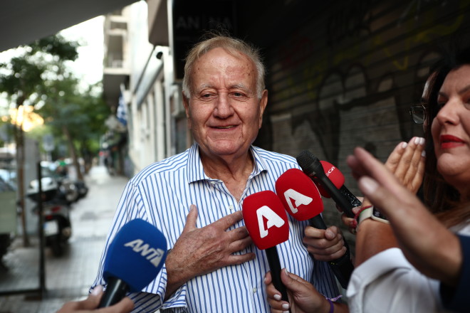 O πατέρας του Στέφανου Κασσελάκη προέβλεψε ότι ο γιος του θα πάει ακόμα καλύτερα στον δεύτερο γύρο των εσωκομματικών εκλογών του ΣΥΡΙΖΑ - Eurokinissi