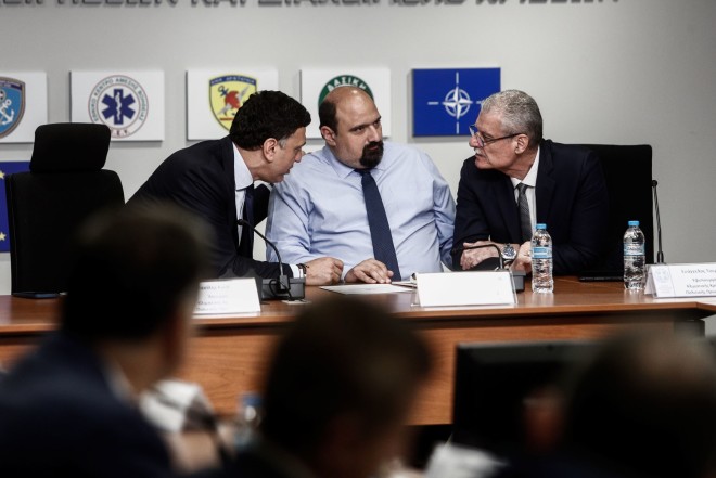 Β. Κικίλιας, Χρ. Τριαντόπουλος και Ευ. Τουρνάς σε σύσκεψη στην Πολιτική Προστασία  