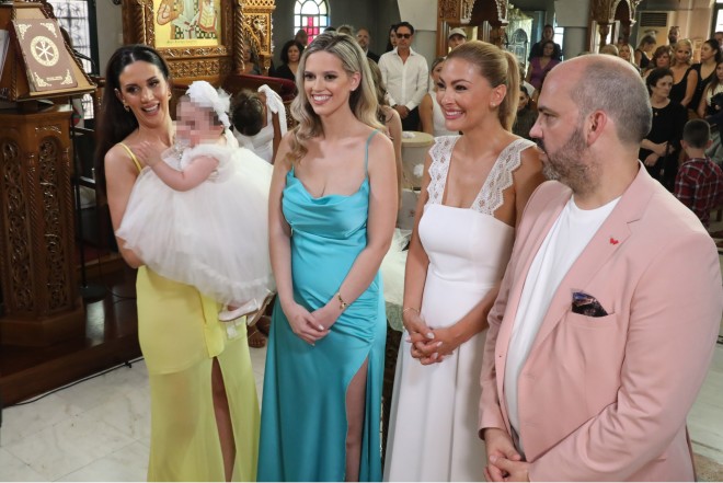 Δέσποινα Καμπούρη: Έγινε νονά - Το bridal φόρεμα που επέλεξε