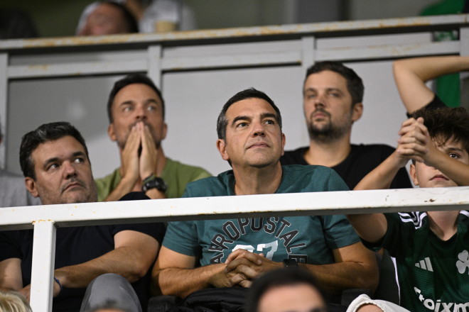 O Αλέξης Τσίπρας βρέθηκε στο γήπεδο για να παρακολουθήσει τον αγώνα του Παναθηναϊκού με την ΑΕΚ - Eurokinissi