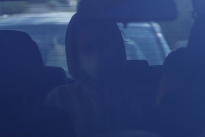 Κολωνός: Τι λέει η μητέρα της 12χρονης για τη διακίνηση γυμνών φωτογραφίων της κόρης της