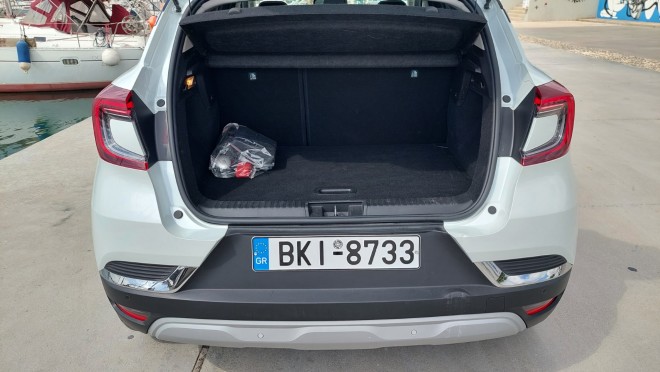 Ο χώρος αποσκευών του Renault Captur 1.3 MHEV