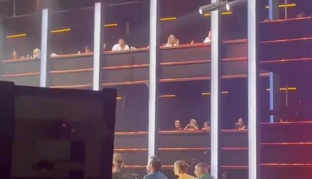 Light: Με τη σύντροφό του στο 2ο Live του Fame Story