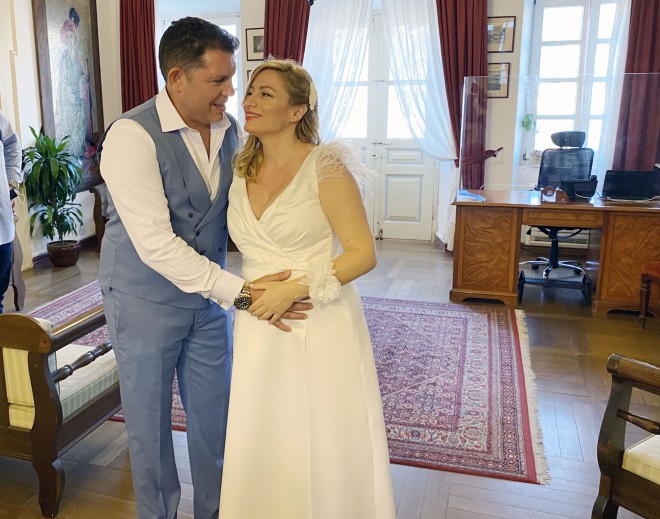 Γρήγορης Μπιθικώτσης και Ελένη Τσιριγκάκη είχαν κάνει τον πολιτικό τους γάμο στη Μύκονο, τον Ιούλιο του 2021/ NDP