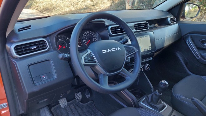 Το ταμπλό του νέου Dacia Duster 1.5 Blue dCi 4x4