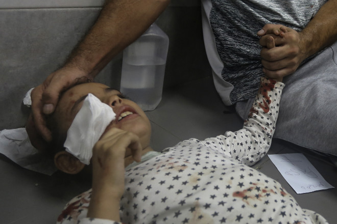 Το υπουργείο Υγείας της Λωρίδας της Γάζας απευθύνει έκκληση στην Αίγυπτο να επιτρέψει να βγουν τραυματίες και άρρωστοι από τον θύλακα