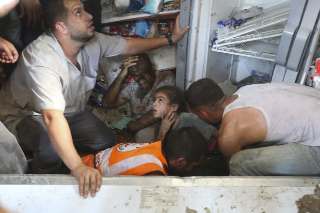 Γάζα: Δεκάδες άμαχοι σκοτώνονται ή τραυματίζονται καθημερινά από τους ισραηλινούς βομβαρδισμούς