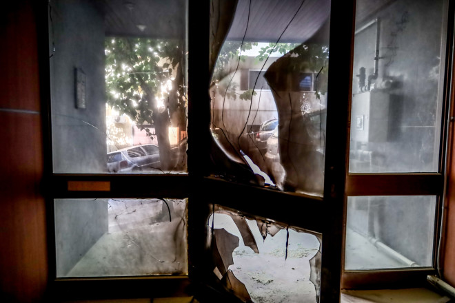 Ιλίσια: Γκαζάκια σε πολυκατοικία που διαμένει βουλευτής των Σπαρτιατών