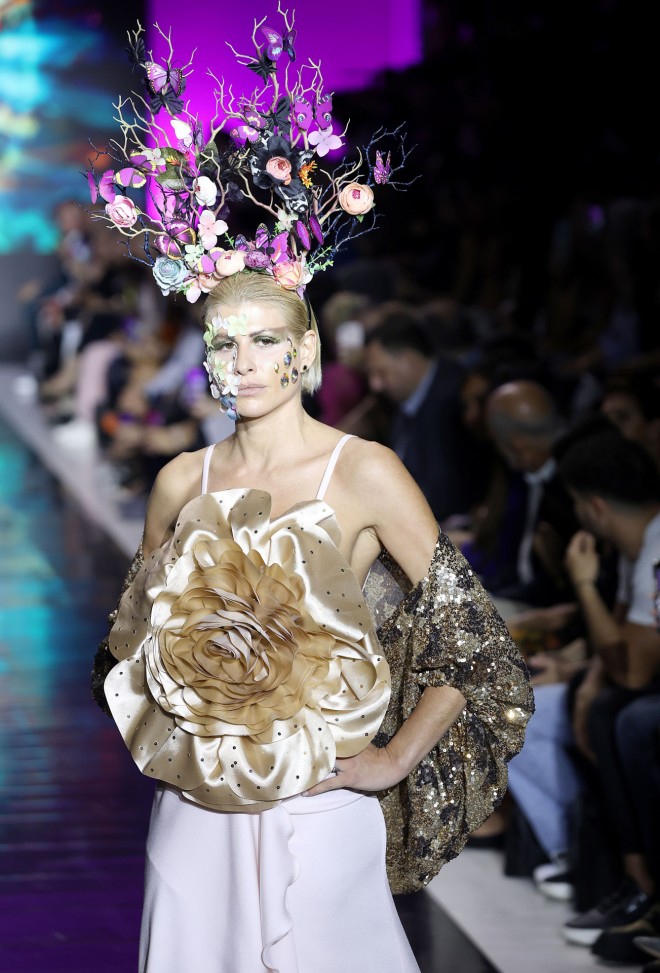 Η Ευρυδίκη Παπαδοπούλου στο fashion show του οίκου Nikos Takis