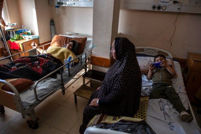 Ασθενείς στο νοσοκομείο Αλ Σίφα 