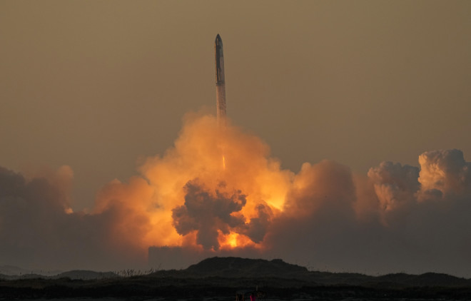  H δεύτερη προσπάθεια εκτόξευσης του Starship της SpaceX (AP Photo/Eric Gay)