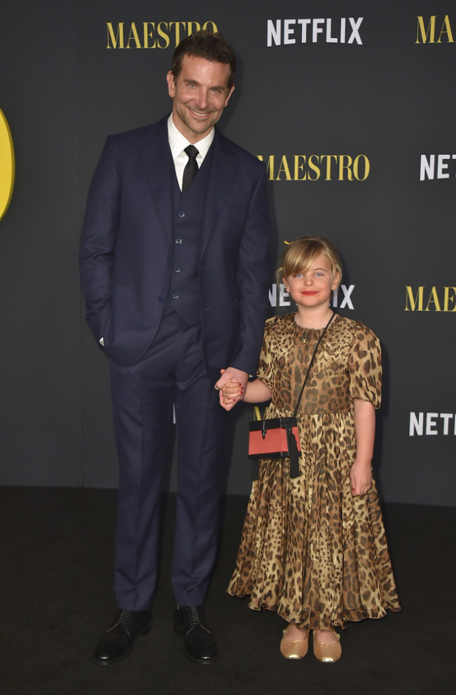 Bradley Cooper: Σπάνια εμφάνιση με την πανέμορφη κόρη του