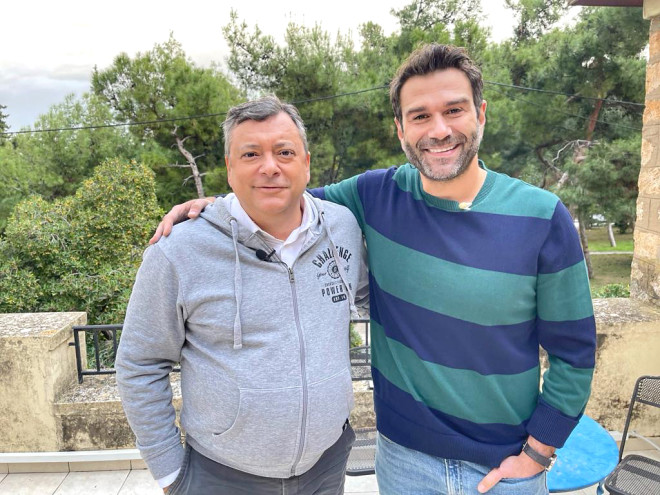 Ο Νίκος Υποφάντης με τον Τάσο Ιορδανίδη, παρουσιαστή της εκπομπής Μπαμπά-δες