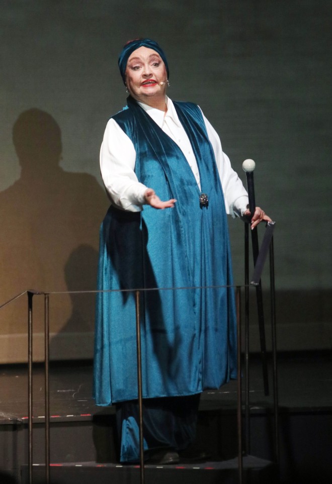 H Mίρκα Παπακωνσταντίνου στο θέατρο Ακροπόλ, το 2022/ NDP Έλλη Πουπουλίδου