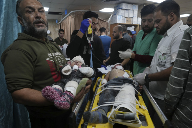 Πόλεμος Γάζα: Δεκάδες παιδιά νεκρά