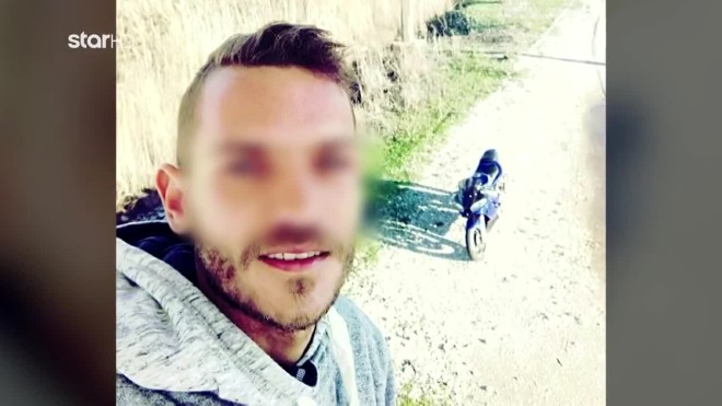 Σε θρίλερ εξελίσσεται η εξαφάνιση του 31χρονου Μπάμπη Κουτσίκου στο Μεσολόγγι. 