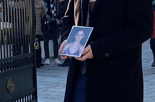 Θεσσαλονίκη: Εικόνες από την κηδεία της Γεωργίας που δολοφονήθηκε