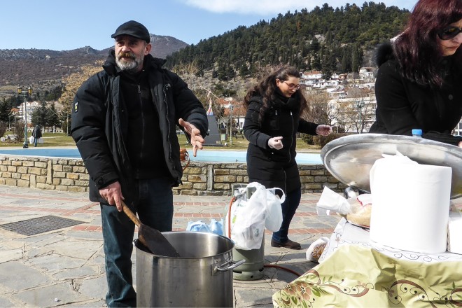 Υπάρχουν καταγγελίες ότι ο Κ. Πολυχρονόπουλος έβγαλε 7.500 ευρώ από τραπεζικό λογαριασμό για να πάει στα μπουζούκια - Intimenews