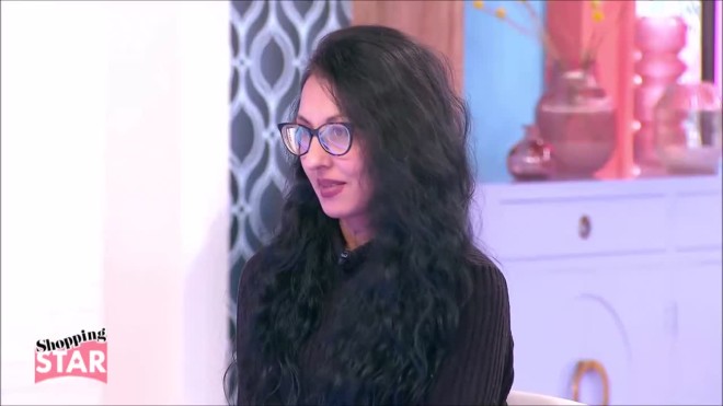 Shopping Star Αγλαϊα: «Πυροβολεί με λέξεις δίχως έλεος»