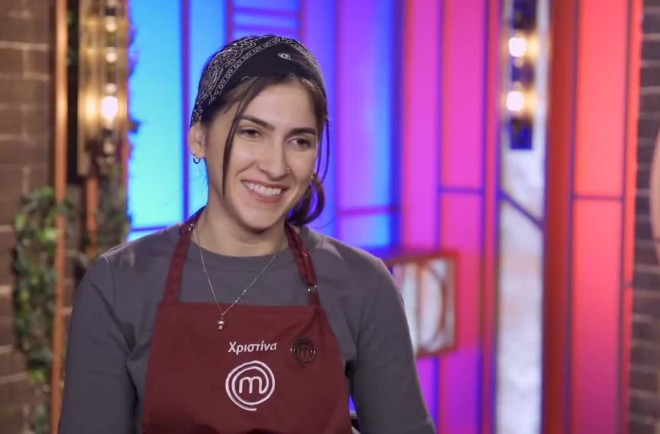 MasterChef 2024: Η Χριστίνα έκανε... υπομονή με το ατύχημα της ομάδας της στην κουζίνα