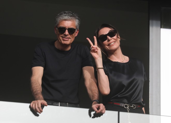 Ο Νίκος Ευαγγελάτος κι η Τατιάνα Στεφανίδου στις VIP κερκίδες του νέου γηπέδου της ΑΕΚ